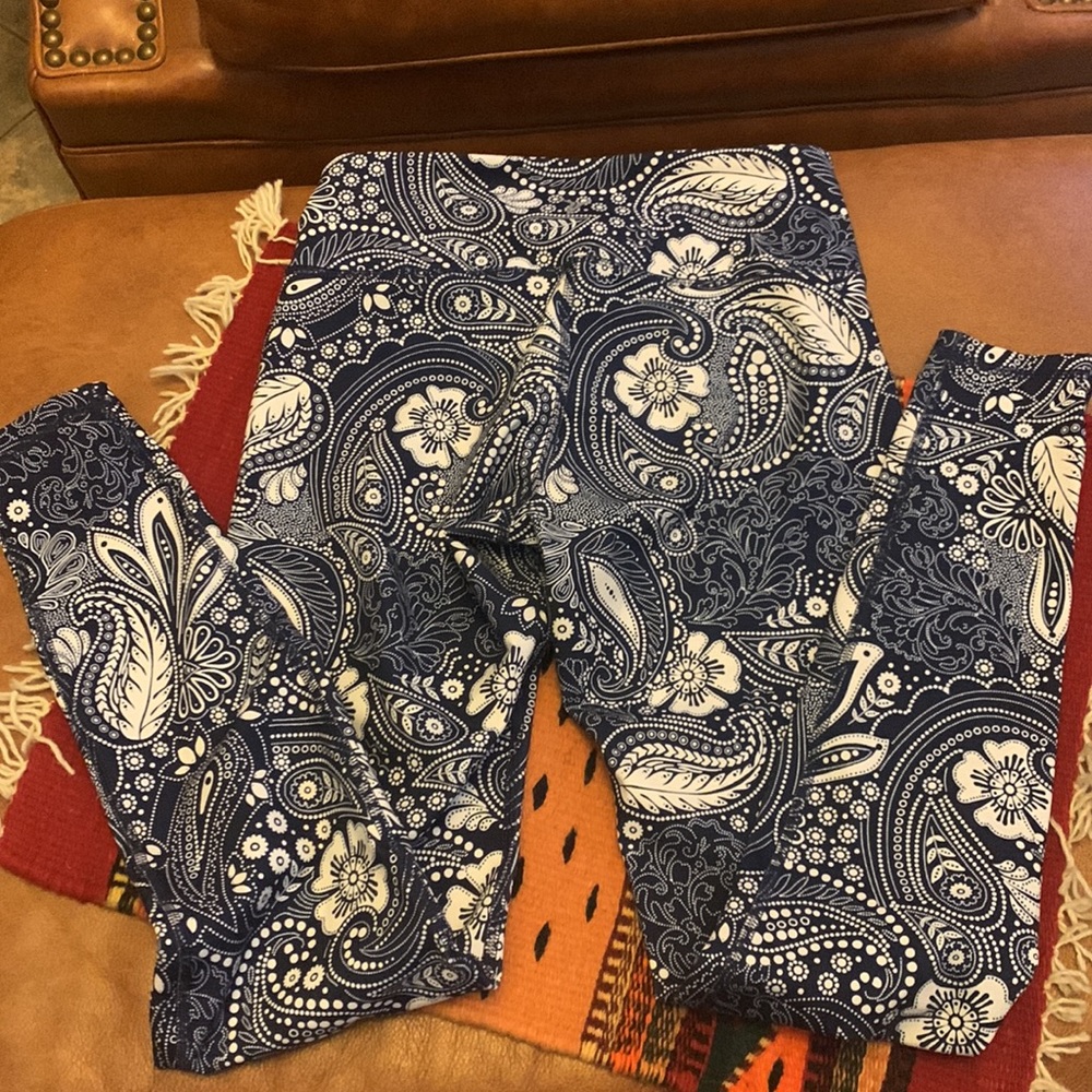 Old Navy Active Small Petite Go-Dry Workout Leggings - Picture 7 of 8